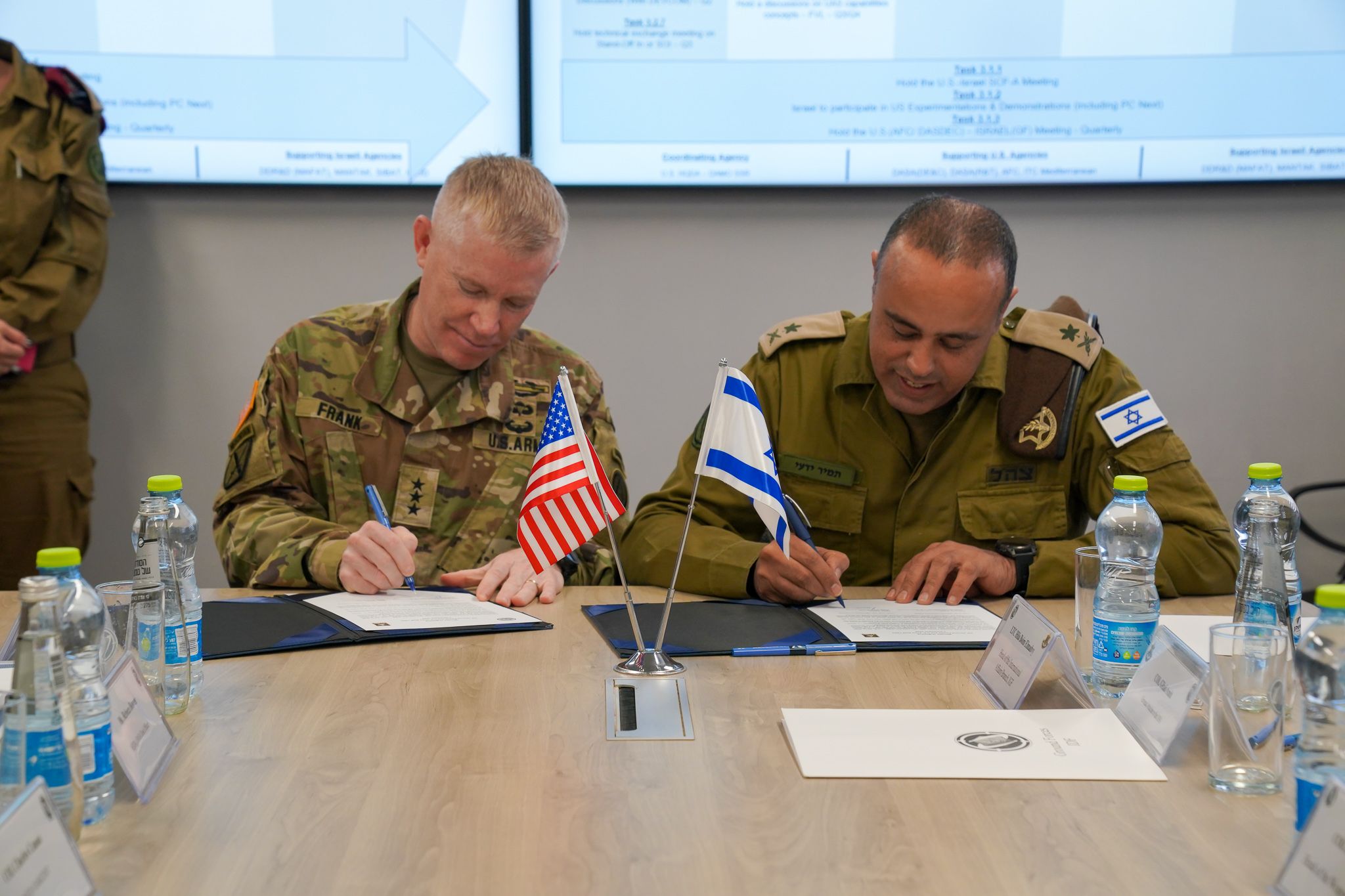 Les États-Unis accusent Israël d’avoir surveillé des soldats américains à la base de Kiriyat Gat Les États-Unis accusent Israël d’avoir surveillé des soldats américains à la base de Kiriyat Gat - Infos-Israel.News